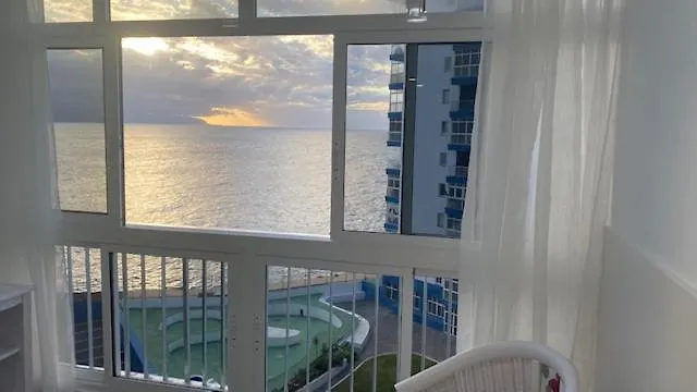 Atardecer Apartamento en Mesa del Mar- Tacoronte Puerto de la Madera Apartamento